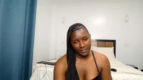 loyalcutie online show from August 11, 6:15 am