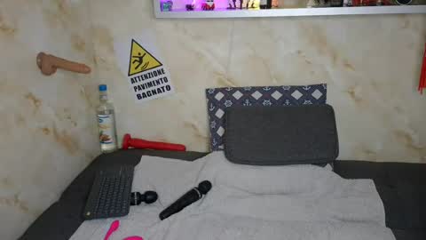 luisa online show from September 9, 4:26 pm