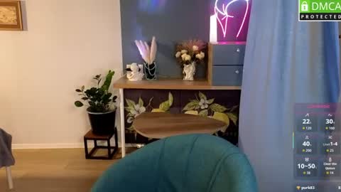 lu_muon online show from August 9, 5:52 am