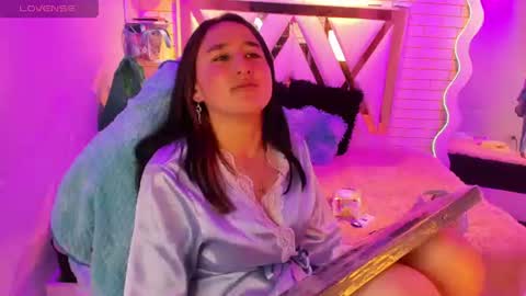 lua_sun_ online show from August 13, 7:22 am