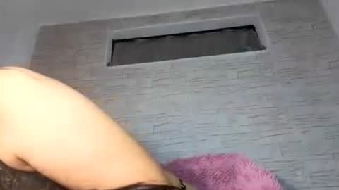 luana02ferrer online show from August 4, 3:03 am