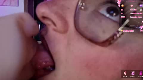 luanadabbraccio_ online show from August 14, 11:19 pm