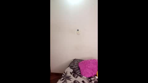 luanapowerful online show from April 2, 6:43 am