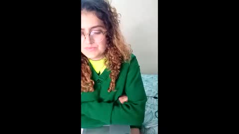 luanapowerful online show from April 6, 5:55 am