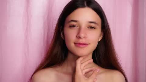 Polly online show from August 15, 2:21 pm