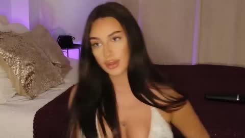 Luana Dess online show from April 23, 11:41 pm