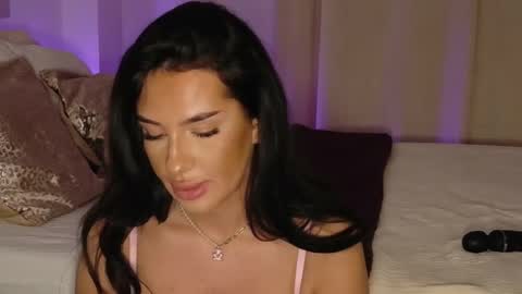Luana Dess online show from May 12, 11:04 pm