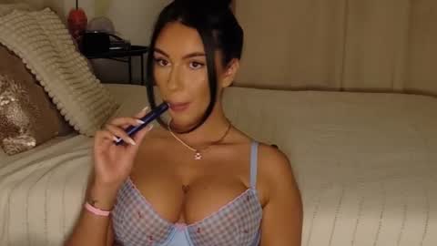 Luana Dess online show from May 14, 10:53 pm
