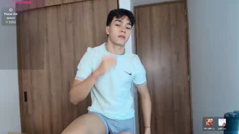 luandy_1 online show from August 7, 12:49 pm