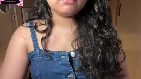 lubna_07 online show from June 3, 3:59 pm