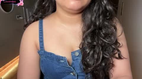 lubna_07 online show from June 6, 3:56 am