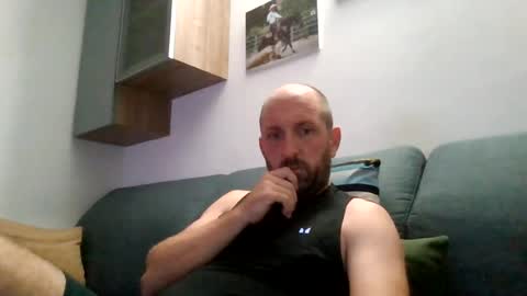 lucabeech88 online show from July 16, 7:14 pm