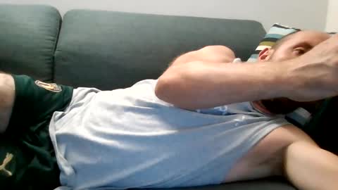 lucabeech88 online show from August 3, 6:04 pm