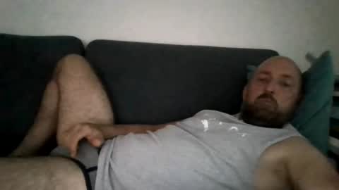 lucabeech88 online show from August 9, 3:35 pm