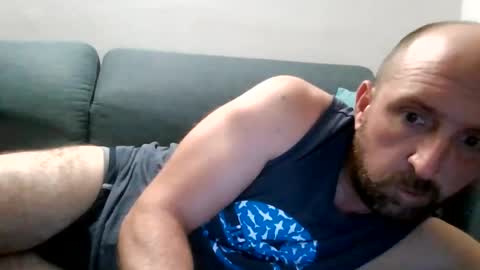 lucabeech88 online show from August 12, 6:32 pm