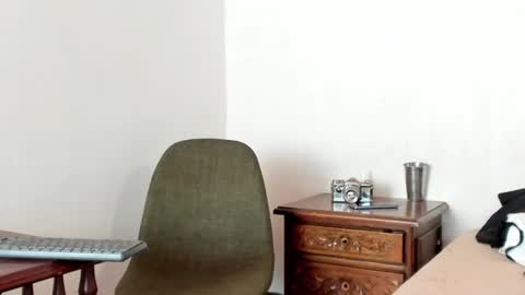 lucacosta19 online show from July 21, 10:34 pm