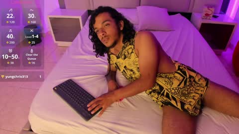 Luca Cruz online show from April 4, 5:11 am