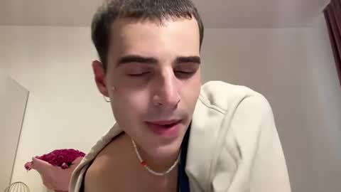 lucas_bennett online show from July 26, 5:18 pm