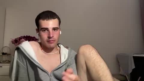 lucas_bennett online show from July 30, 6:58 pm