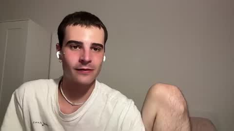 lucas_bennett online show from August 1, 9:32 pm