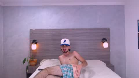 Lucas online show from August 5, 6:28 pm