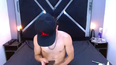 Lucas online show from August 6, 8:08 pm