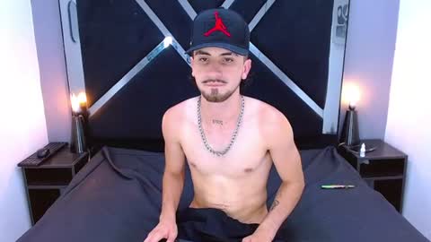 Lucas online show from August 6, 11:26 pm