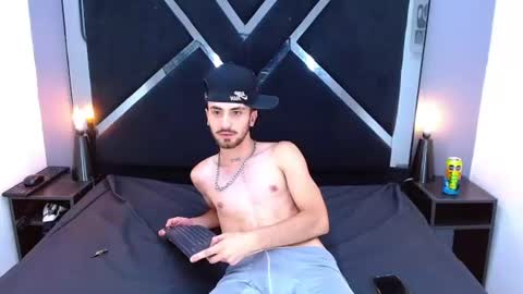 Lucas online show from August 15, 4:55 pm