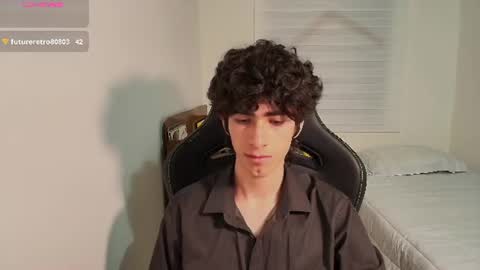 lucas_xo online show from June 13, 5:48 am