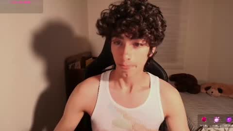lucas_xo online show from June 20, 12:43 am