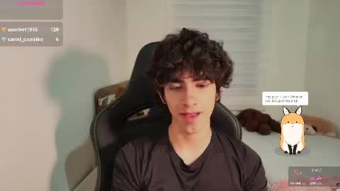 lucas_xo online show from June 23, 3:51 am