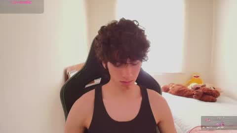 lucas_xo online show from June 23, 7:15 pm