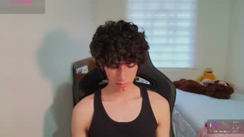 lucas_xo online show from June 23, 10:22 pm
