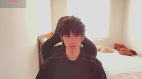 lucas_xo online show from June 25, 6:33 pm