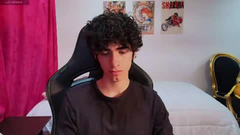lucas_xo online show from July 4, 11:40 pm