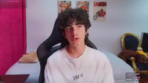 lucas_xo online show from July 6, 4:16 am