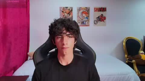 lucas_xo online show from July 6, 11:52 pm