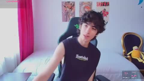 lucas_xo online show from July 9, 8:14 pm