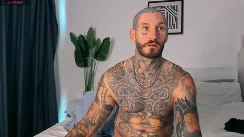 lucasexclusive online show from July 12, 6:20 am