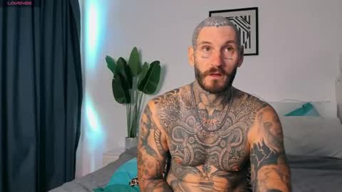 lucasexclusive online show from July 17, 6:46 am
