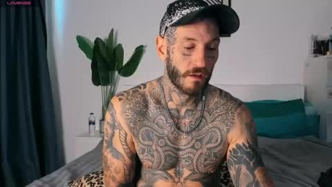 lucasexclusive online show from August 8, 6:13 am