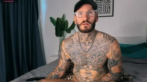 lucasexclusive online show from August 9, 6:03 am