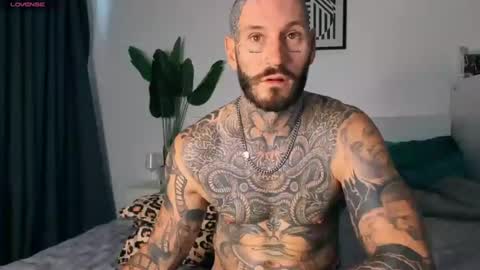 lucasexclusive online show from August 10, 7:54 am