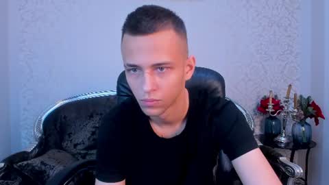 lucaskaur online show from August 21, 1:06 pm