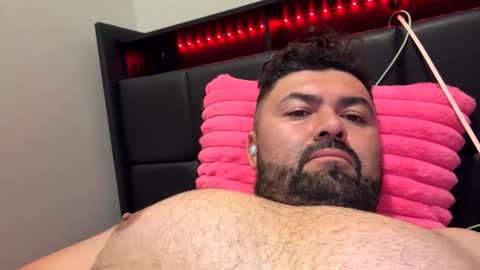 lucasmagana85 online show from March 11, 7:05 am