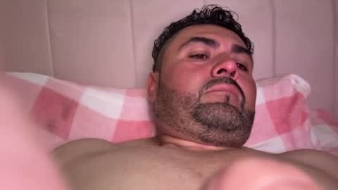 lucasmagana85 online show from August 17, 5:56 am
