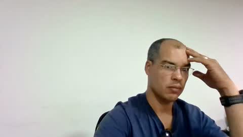 lucasmegamdf online show from August 12, 1:13 pm