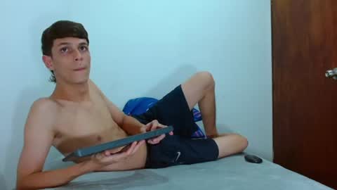 LUCHO HOT  online show from July 19, 1:51 am