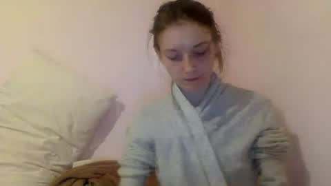 Luci Layne online show from August 1, 4:51 am