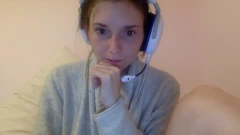 Luci Layne online show from August 1, 5:57 am